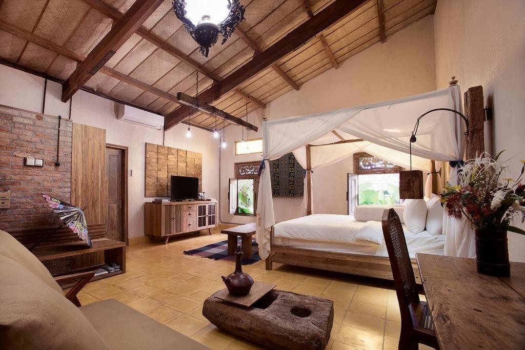 Desa Alamanis Resort Villa Cirebon Ngoại thất bức ảnh