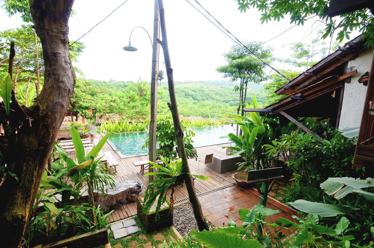 Desa Alamanis Resort Villa Cirebon Ngoại thất bức ảnh